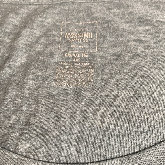 Set of 3 Basic Mossimo Supply Scoop Neck T Shirts 2 Medium One Small - Picture 6 of 12